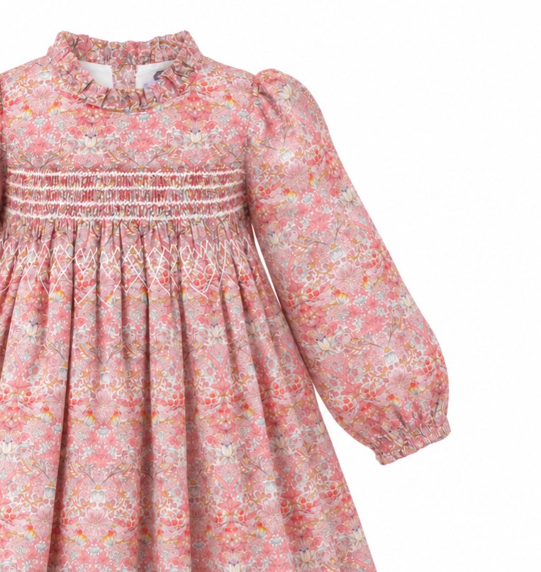Lolwa Dress smocking detail